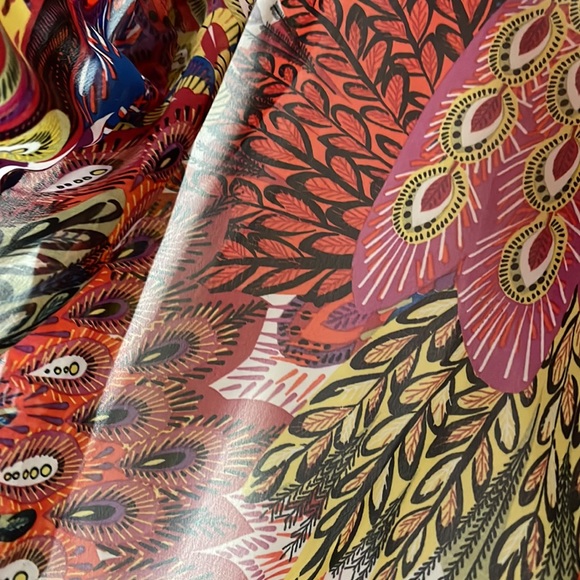 Chico’s Additions Multicolor Semi Sheer Blouse Size 1 - Picture 9 of 17